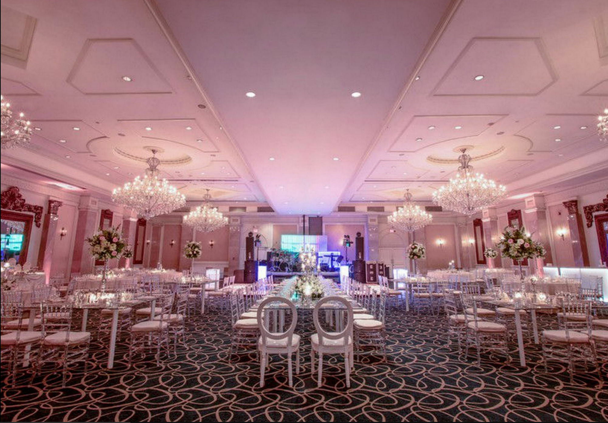 Barcelo San Salvador Hotel Luaran gambar The ballroom at the Ritz-Carlton, Tysons